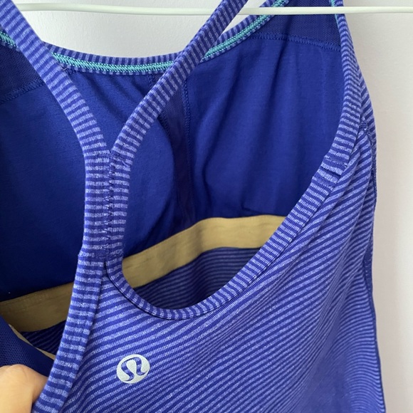 Lululemon Power Y Tank Top in Blue Stripe. Size 2 with padding. - Picture 3 of 4